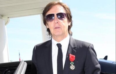 Paul McCartney: Yoko Ono nu e de vina pentru destramarea Beatles!