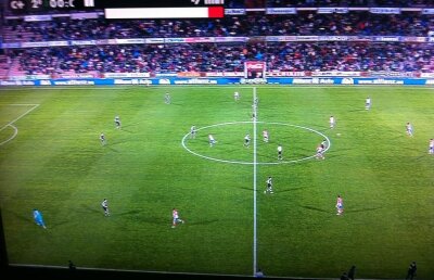 VIDEO Fază comică în Spania » S-a dat startul reprizei secunde, dar portarul nu revenise de la cabine :D