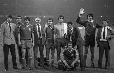 Azi, doar la CHIOŞCURI » Interviu cu Il Luce înainte de şocul cu Chelsea + Povestea yankeului din Cugir care a devenit idol în Albania