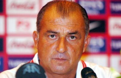 Ca la Istanbul? CFR are cota 3.10 să conducă la pauză!