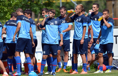 Secretul vine din Germania! » Cum reuşeşte trupa din Ghencea să ducă un ritm infernal şi în campionat, şi în Europa