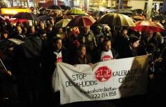 Băncile din Spania au declanşat "GENOCIDUL FINANCIAR". Guvernul de la Madrid caută soluţii pentru spaniolii care nu-şi mai pot plăti ratele la bancă