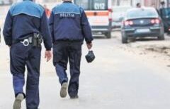 Doi poliţişti, deferiţi justiţiei pentru cercetarea abuzivă şi uciderea unui bărbat