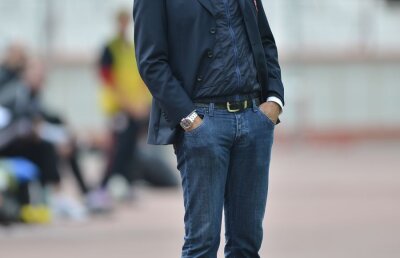 A început războiul rece la Dinamo! Cu ce mutare i-a enervat Bonetti pe acţionari