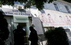Condamnări în dosarul traficului de ovule: Şeful clinicii Sabyc şi fiul său au primit câte 5 ani de închisoare cu executare