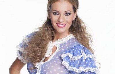  Maria Simion si-a lansat o noua colectie de creatii vestimentare