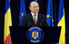 Băsescu, în rol de părinte al națiunii: Să renunțăm la jocuri politice. Pasiunea este să dea vina PDL pe actualii guvernanți și invers