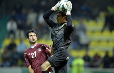 L-au blocat pe Niţă » Tătăruşanu are liber spre Vest, Steaua aduce un alt portar