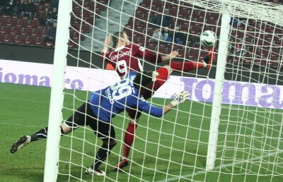 Taborda îi dă bătăi de cap lui Szabo » Cine i-ar putea lua locul pnetru meciul cu Steaua