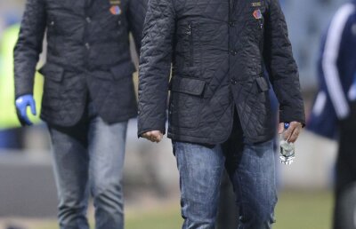 Incertitudinile lui Reghecampf înaintea meciului cu Stuttgart