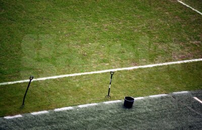 UEFA e mulţumită de gazon, chiar dacă în unele zone arătă oribil!