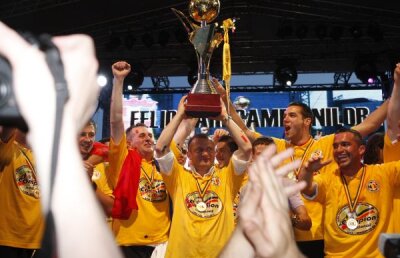 Dorinel împotriva propriei creaţii » Tehnicianul ”cîinilor” are 5 victorii şi un singur eşec în partidele directe cu Oţelul