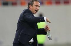 Reghecampf, după înfrângerea din meciul cu Stuttgart: A fost un meci catastrofal. Este ruşinos. Nu ne-a ieşit absolut nimic