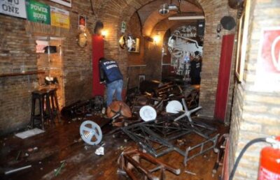 Doi ultraşi italieni au fost acuzaţi de tentativă de omor în urma incidentelor de dinaintea meciului Lazio-Tottenham!