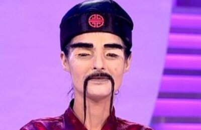 Experienta inedita in modelling! Un pensionar chinez a devenit vedeta pe internet