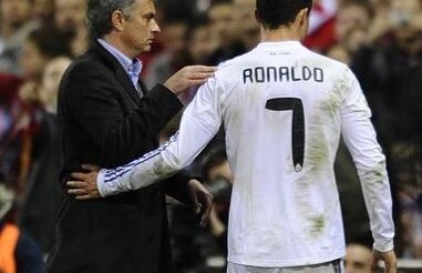 Urmăreşte LiveVIDEO pe net meciuri zilei în Primera: Azi joacă "granzii"!