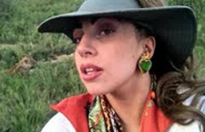 Lady Gaga s-a inconjurat de lei in safari, inainte de turneul din Africa de Sud