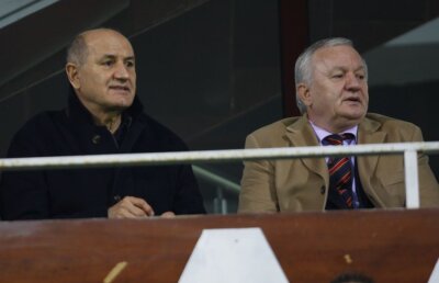 Radio GSP » Copos l-a pus pe gînduri pe Porumboiu: "Nu mai are stomac, ficat, nimic în el! E gol pe dinăuntru"