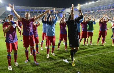 Steaua a trecut Oceanul :) » "Toţi românii din SUA sînt stelişti, chiar şi preoţii se uită la meciuri!"
