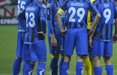 Oţelarii pun tunurile pe giuleşteni: "Trebuie să profităm de situaţia Rapidului"