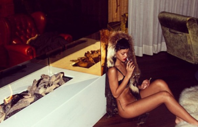 Prea mult vin? Rihanna, fara haine pe Instagram!