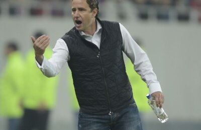 Reghecampf dezvăluie ce transferuri ar întări Steaua! Condiţia pentru a-l primi pe Rui Duarte