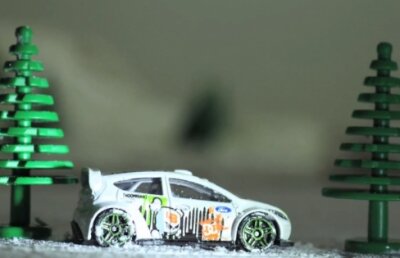 Ford intră în competiția clipurilor de sărbători