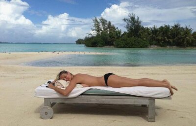 FOTO! Heidi Klum face plaja topless