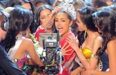 Miss Universe 2012: SUA au câştigat primul titlu din ultimii 15 ani! Olivia Culpo are 20 de ani, cântă la violoncel şi adoră să viziteze muzee (VIDEO)