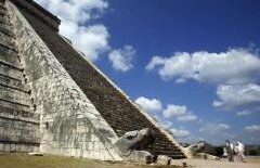 Mayaşii moderni, total neimpresionaţi de psihoza sfârşitului lumii