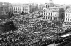 ZGOMOTUL INFERNAL care a marcat căderea lui Ceauşescu