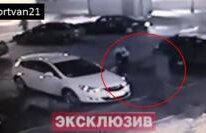 Imagini ŞOCANTE: Om de afaceri rus şi fiica lui, executaţi în plină stradă (VIDEO)