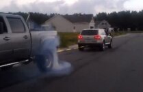 Chevrolet Silverado versus VW Touareg V10 TDI