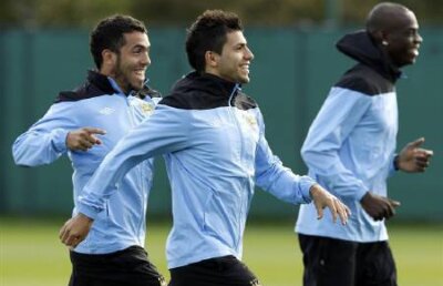 VIDEO Gata cu Tevez, Balotelli şi Kun Aguero! » City a găsit executant de lovituri libere de unde nu se aştepta