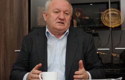 Porumboiu a iubit "focoasa" Rapid, dar acum i se pare respingătoare: "E ca o babă ştirbă"