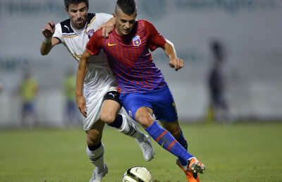 "Ei sînt superachiziţiile" lui MM » Managerul Stelei i-a certat pe fani pentru că sînt nemulţumiţi de transferuri