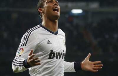 VIDEO Real a învins-o dramatic pe Sociedad » Mourinho l-a pedepsit din nou pe Casillas şi a fost salvat de Ronaldo