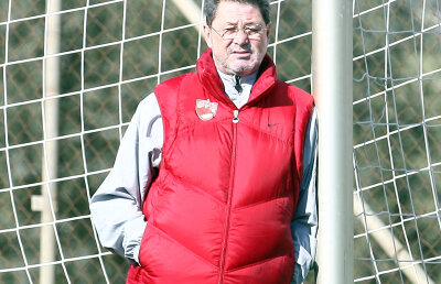 De ce îl acuză Cornel Dinu pe Negoiţă: "Cei tineri nu iubesc Dinamo, ci se iubesc pe sine!"