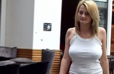 VIDEO: Sharon Stone de Romania, cea mai SEXY patinatoare!