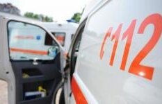 Elevă olimpică, în stare critică. Fata de 13 ani, aflată în tabără la Buşteni, a căzut de la etajul trei cabanei unde era cazată