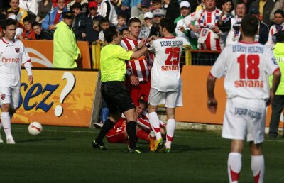 Mijlocaş de lux pentru Ţălnar » Un fost "cîine" e gata să revină: "Aş juca şi gratis acolo!"