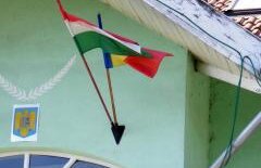 Steagul Ungariei, interzis pe primăriile din Harghita