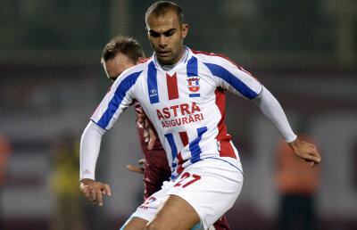 Pena vrea să rămînă pînă la vară la Galaţi şi îşi fixează un obiectiv: "Vreau Cupa cu Oţelul!"