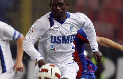 Probleme în "paradis" » Jucătorii de la Pandurii nu şi-au mai primit banii de două luni