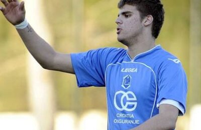 Fiul fostului internaţional croat Alioşa Asanovici a semnat cu CS Severin