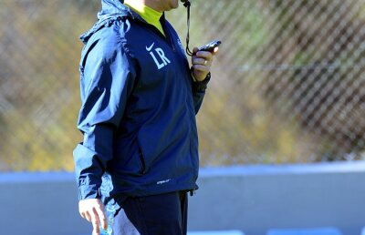 Reghe prezintă noul fundaş dreapta ca pe un star: "Nu e în probe! E obişnuit cu nivelul foarte înalt"