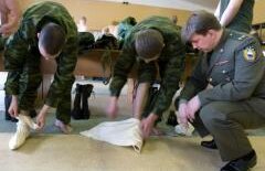 Modernizare fără precedent în armata rusă! Soldaţii vor primi ciorapi!!