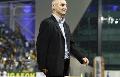 Vivi în pole-position » Fostul antrenor al Petrolului este favorit să preia Pandurii