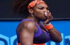 Serena Williams şi-a dat cu racheta în gură la Australian Open (VIDEO)