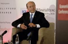 Preşedintele Traian Băsescu a respins propunerile Monei Pivniceru la şefia DNA şi a Parchetului General